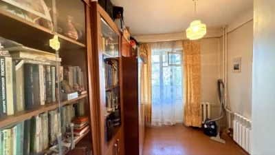 Продажа 4-комнатной квартиры, ул. Якуба Коласа 17, Борщаговка