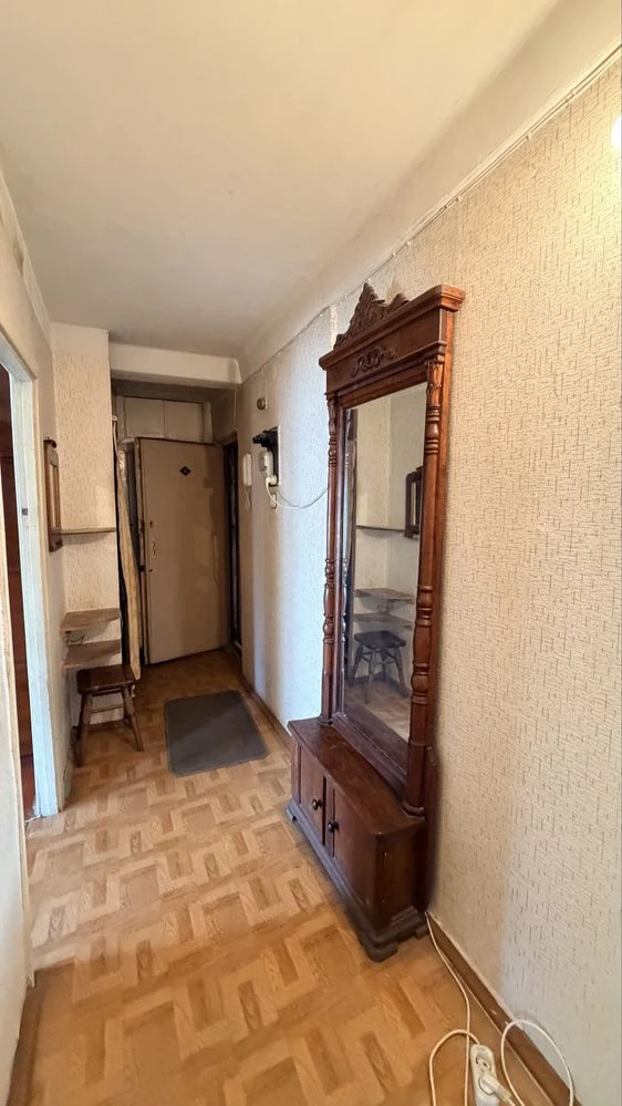 Продажа 4-комнатной квартиры, ул. Якуба Коласа 17, Борщаговка