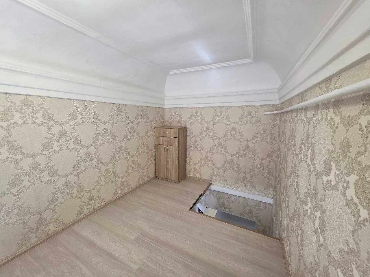 Продається 1-кімнатна квартира 27 м² в центрі