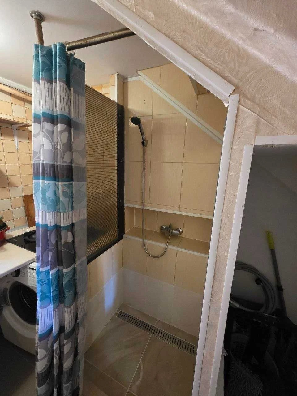 Продається 1-кімнатна квартира 27 м² в центрі