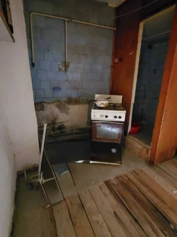 1-bedroom apartment on Moldavanka, second floor, solid building