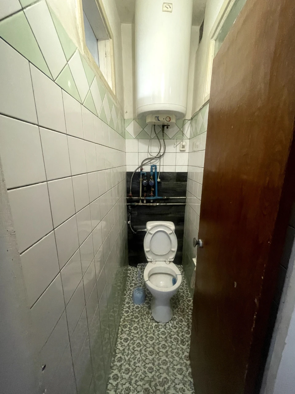 For Sale: Three-room apartment on Naberezhnaya