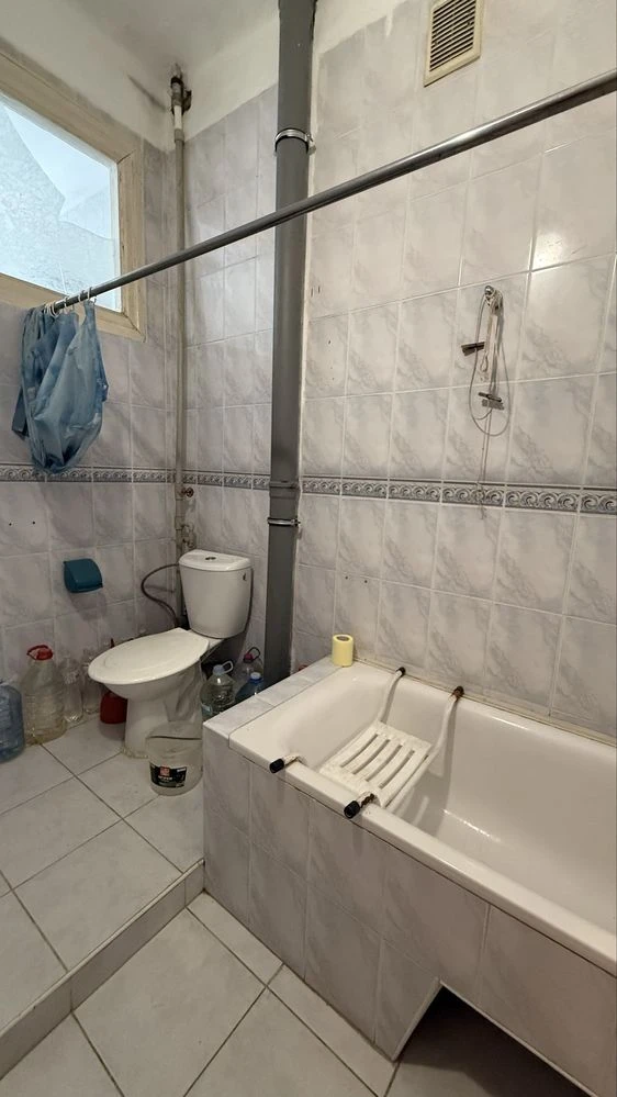 Sale of a 2-room apartment "stalin" Admiralskaya 2nd floor