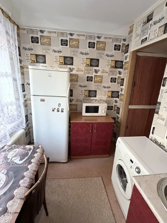 For Sale: Separate Two-Room Apartment, 47 sq m, Gasified House.