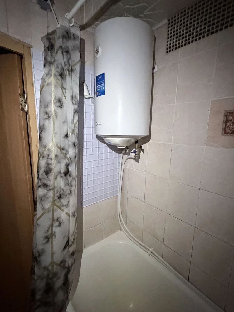 For Sale: Separate Two-Room Apartment, 47 sq m, Gasified House.