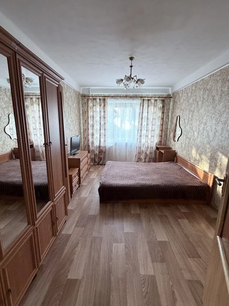 For Sale: Separate Two-Room Apartment, 47 sq m, Gasified House.