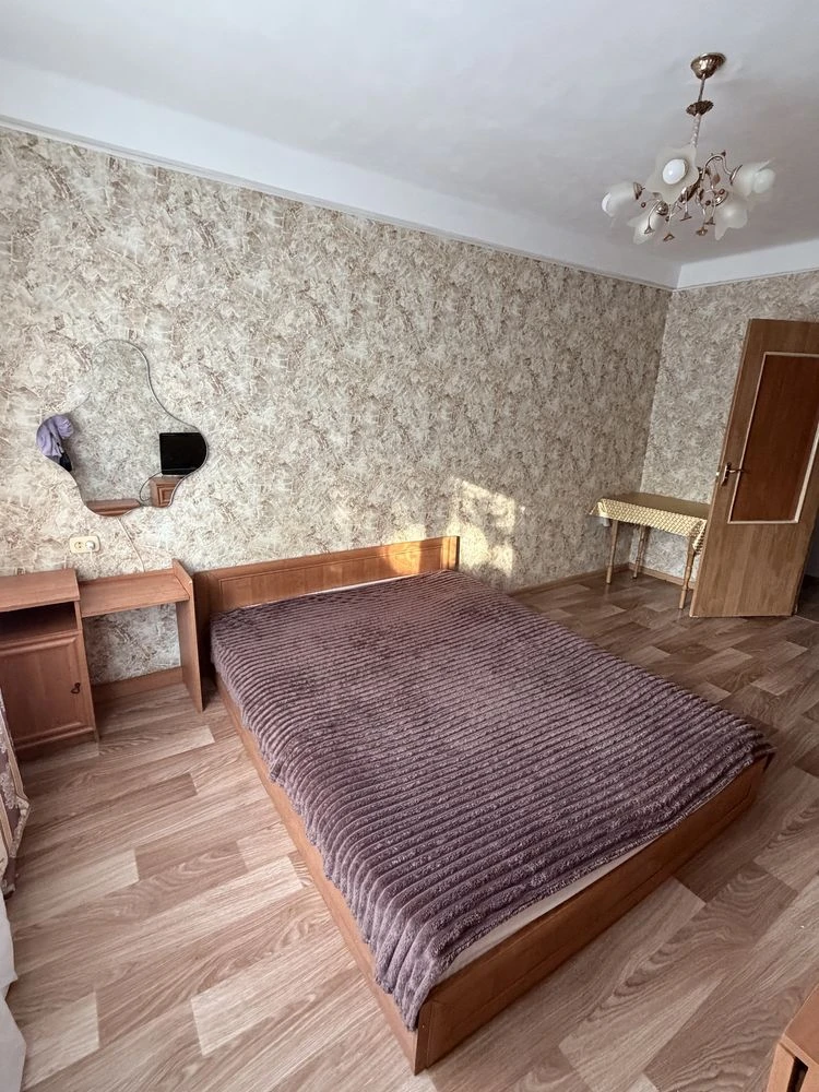 For Sale: Separate Two-Room Apartment, 47 sq m, Gasified House.