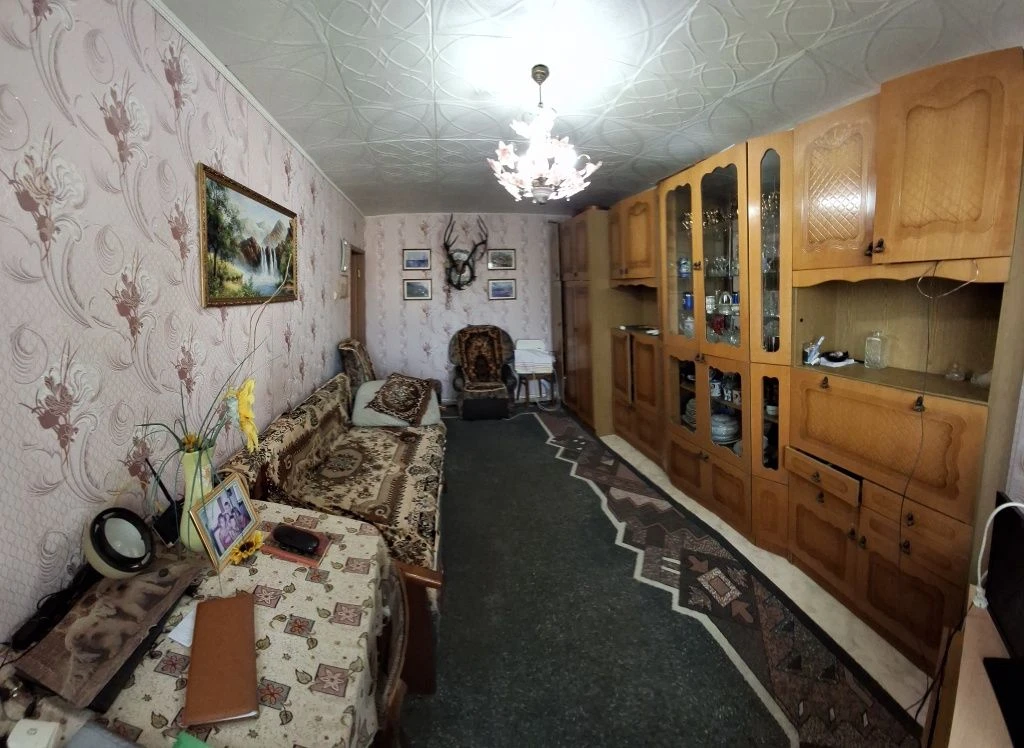 For Sale: 2-room apartment in Plaza Peremogy.