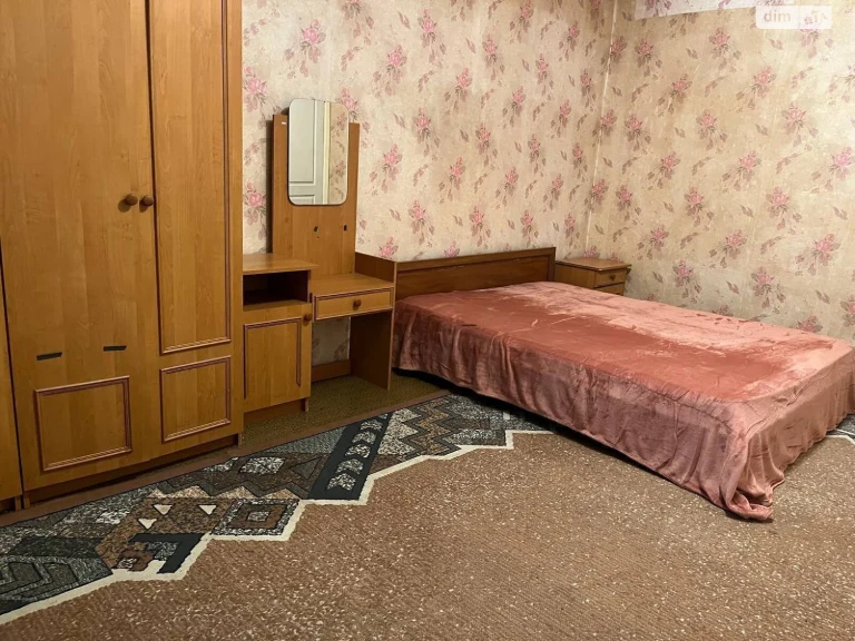 Довгострокова Оренда Квартири в Троєщинці