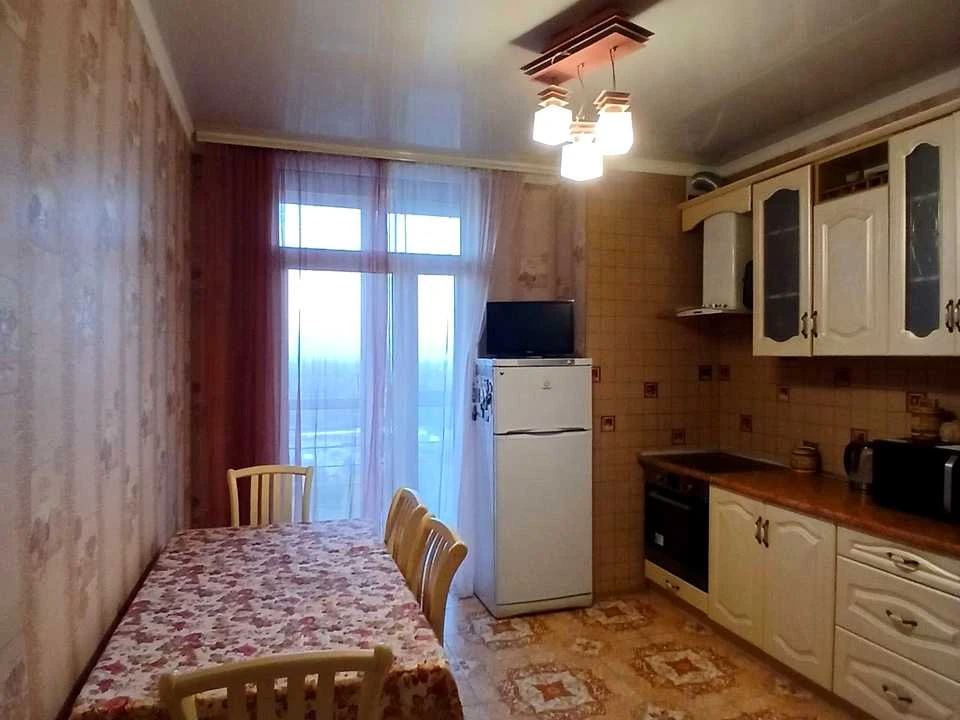 Квартира. Киев, улица Ракета