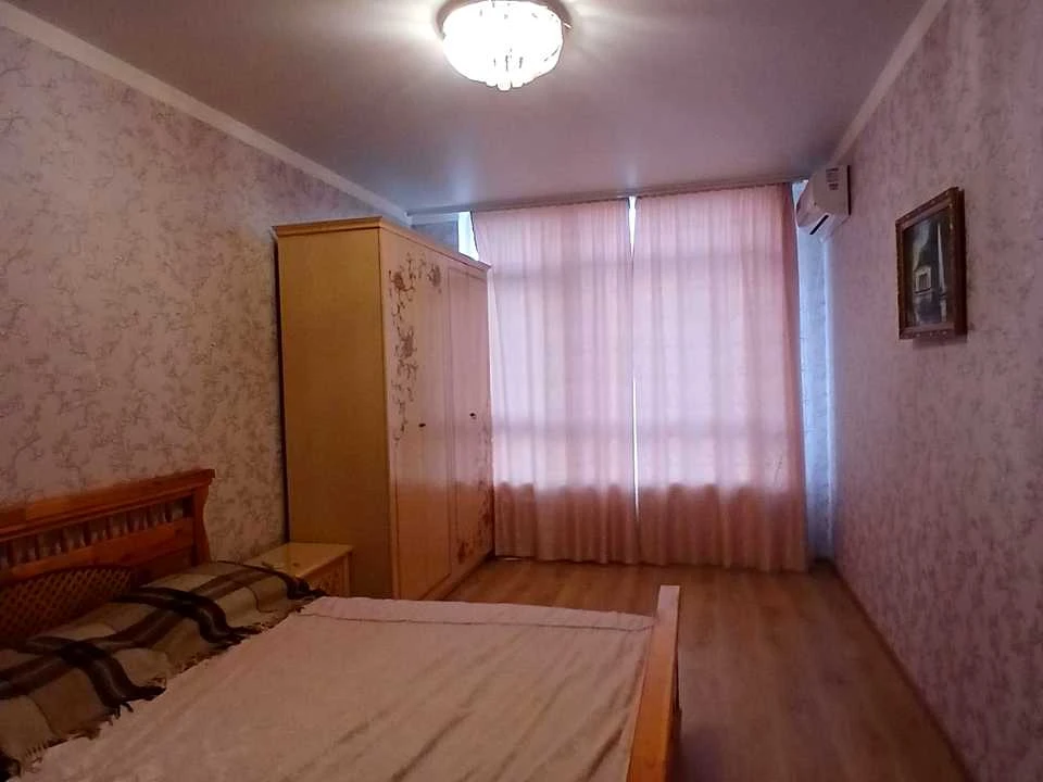 Квартира. Киев, улица Ракета