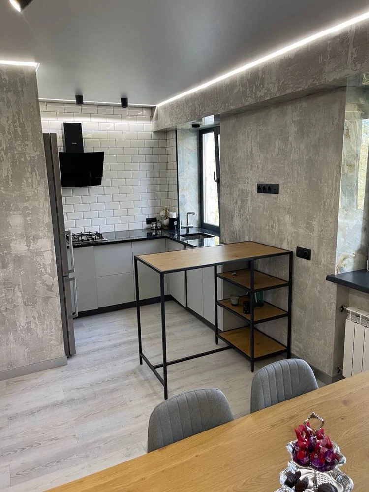 1 room apartment renovated, Right Bank, Dudykina 19A