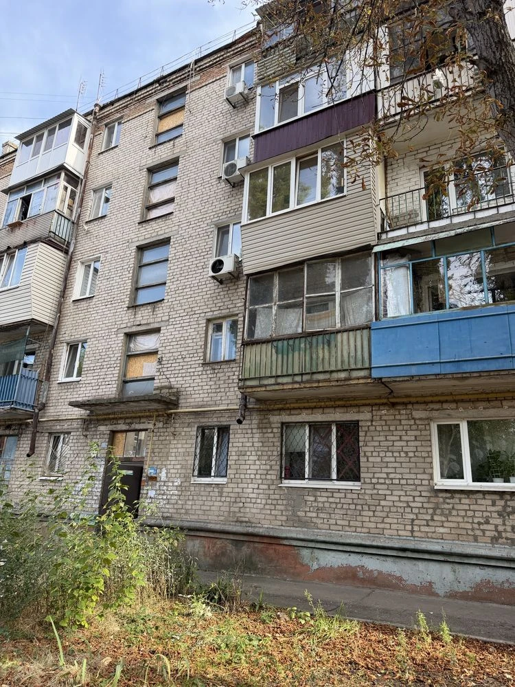 1 room apartment renovated, Right Bank, Dudykina 19A