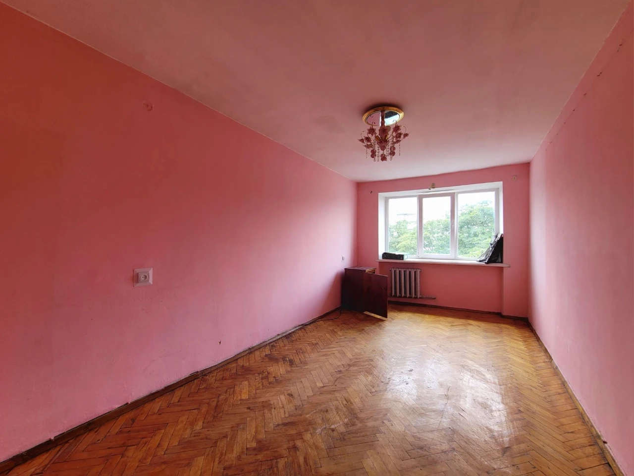 2-room apartment 47 m², Trade Street, separate rooms