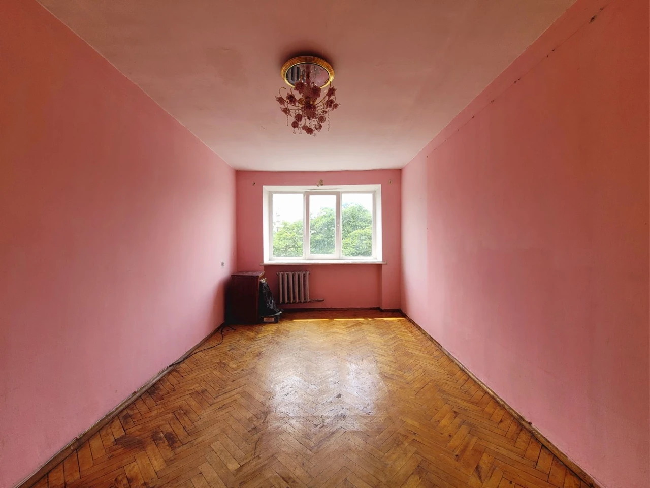 2-room apartment 47 m², Trade Street, separate rooms