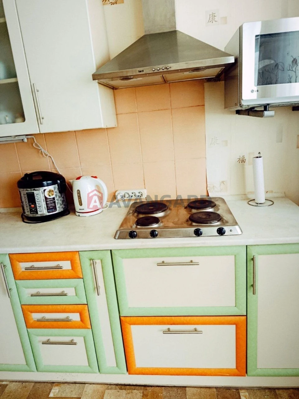 Cozy 1-bedroom apartment 41 sq m with appliances! Low Polya Street, Schneers Street