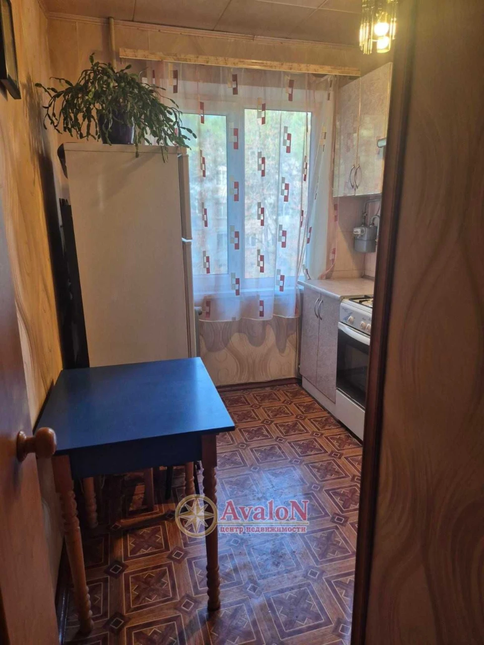 For sale: Three-room apartment