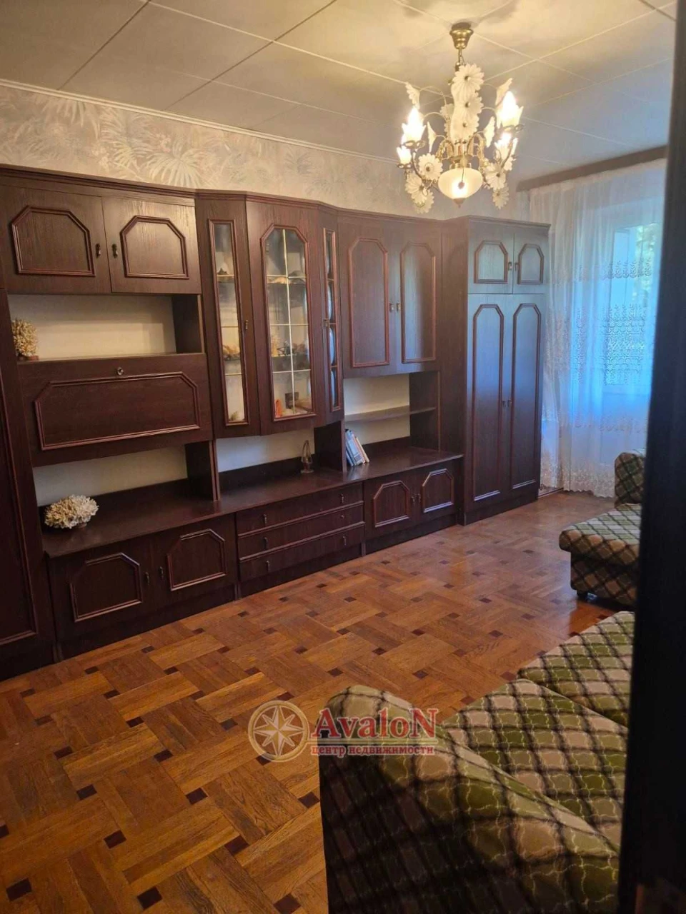 For sale: Three-room apartment