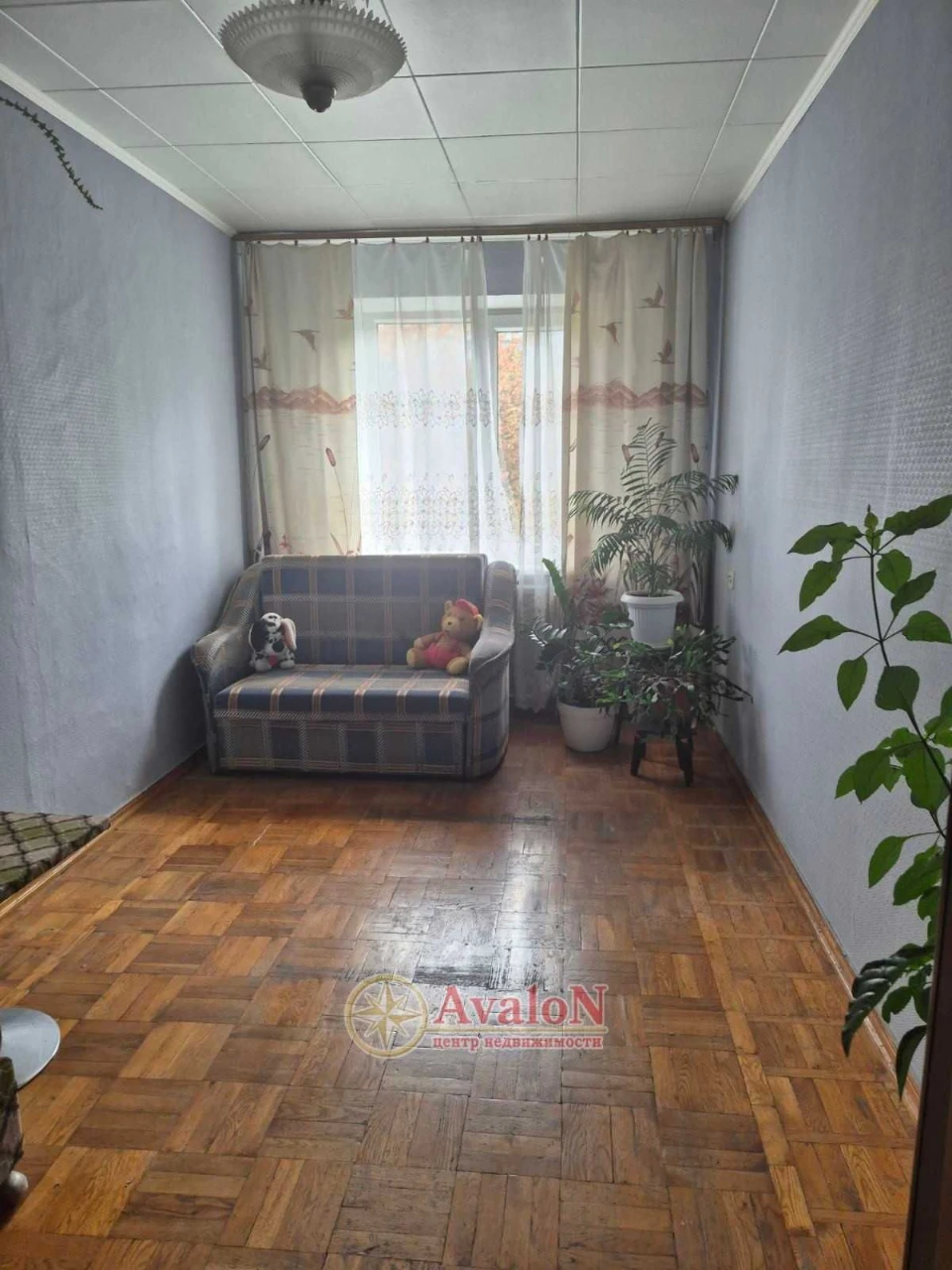 For sale: Three-room apartment