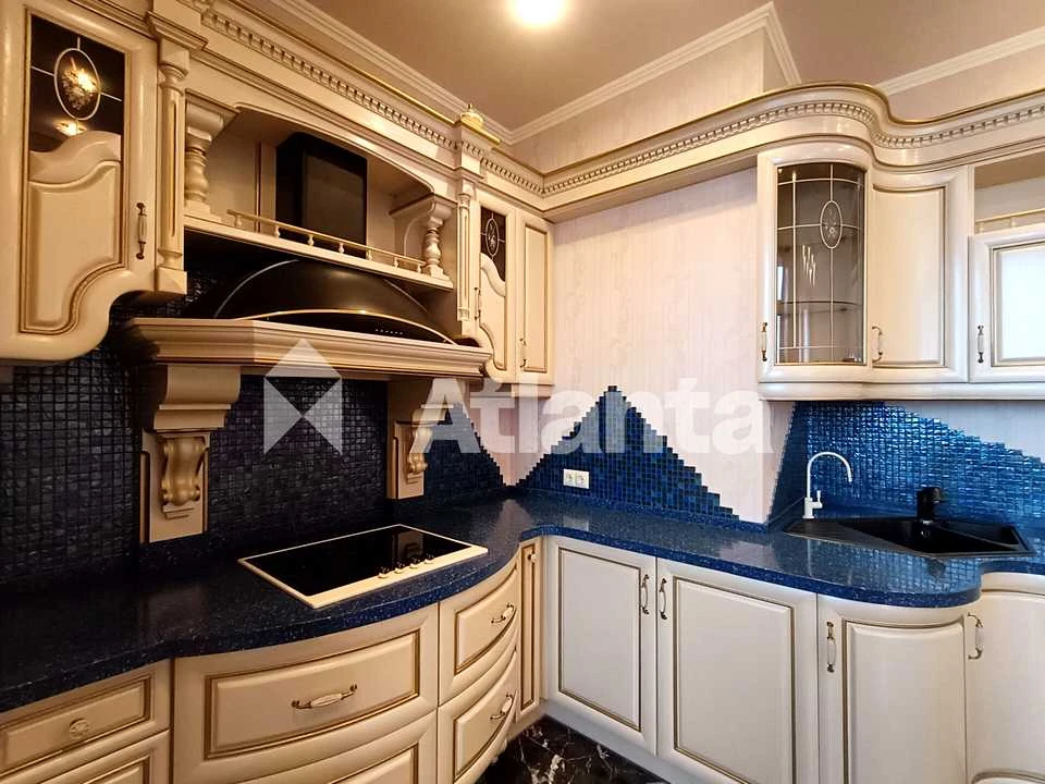 Apartment. Odessa, Bazarna st.