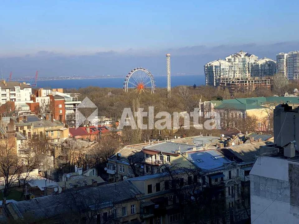 Apartment. Odessa, Bazarna st.
