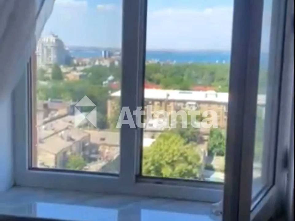 Apartment. Odessa, Bazarna st.