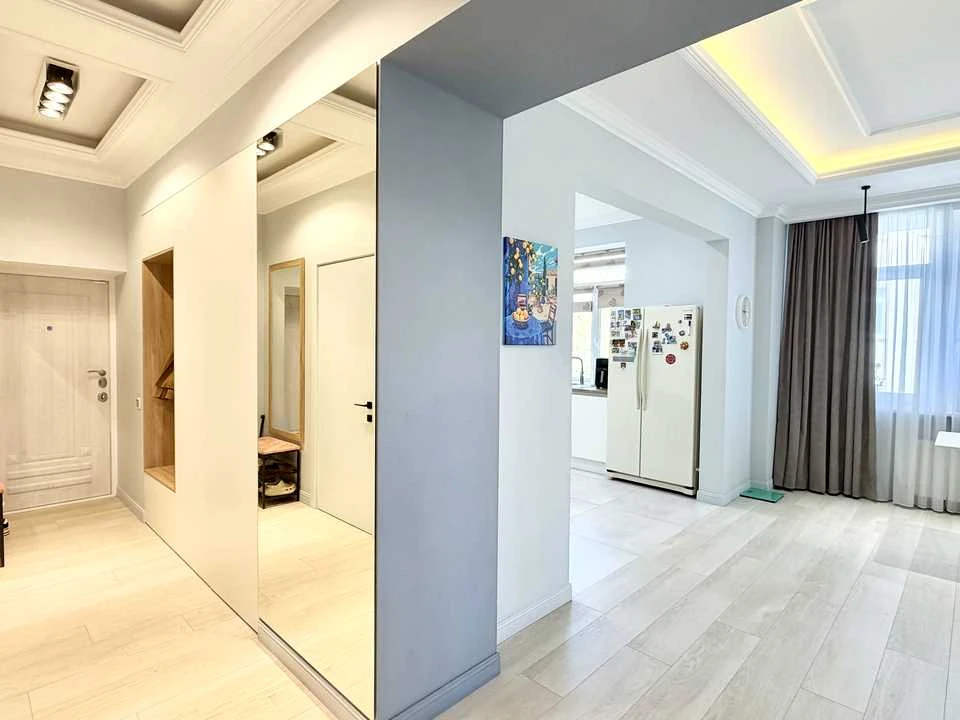 Apartment. Zaporizhzhia, Rozvagi Street