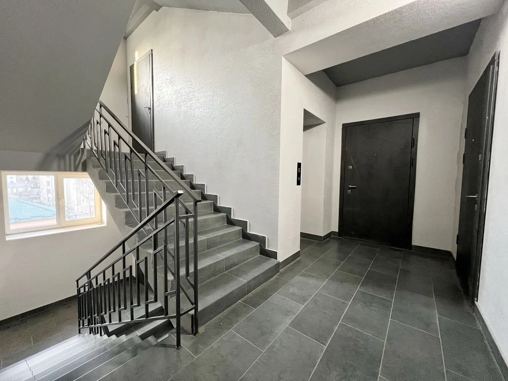 1 room + screed + heating + boiler in the Comfort City residential complex near the