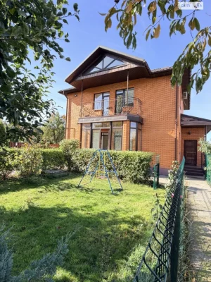 Long-Term Rental House Village Troyeshchyna