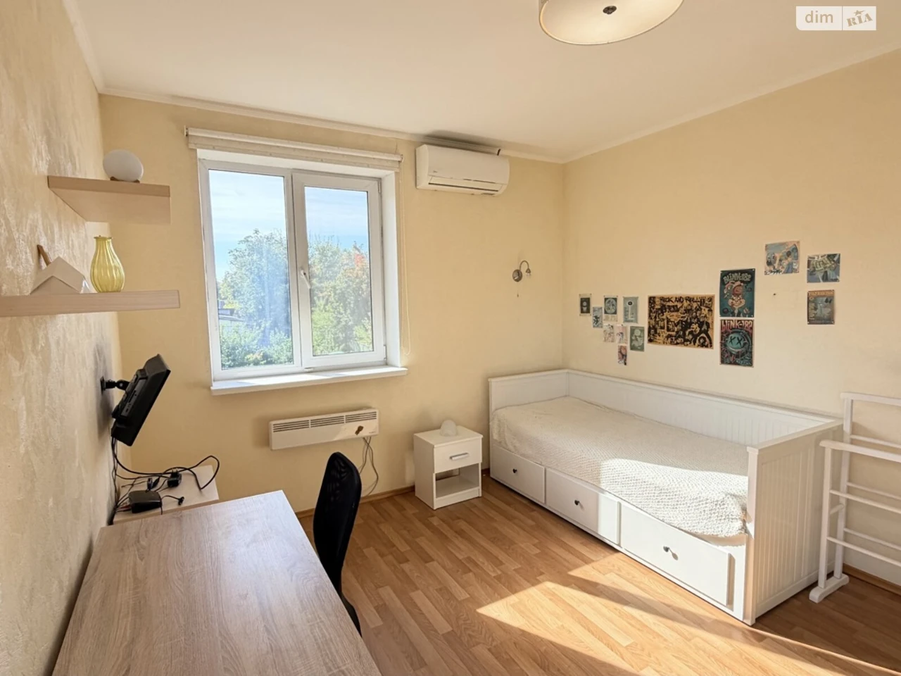Long-Term Rental House Village Troyeshchyna