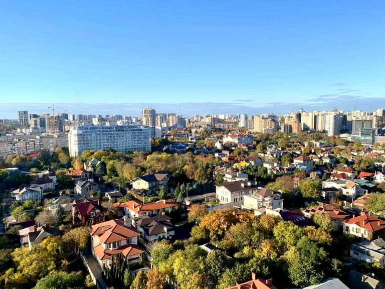 Квартира. Одесса, улица Валерия Самофалова