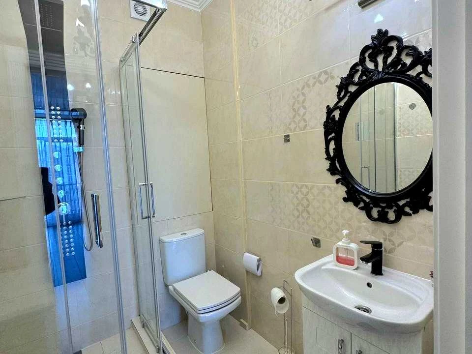 Квартира. Київ, Регенераторна вул.