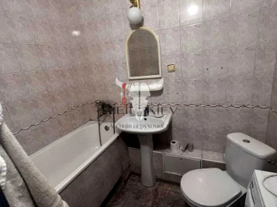 Квартира. Київ, Захарівська вул.