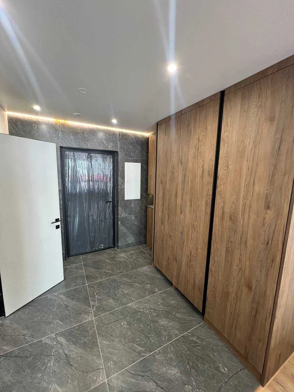 1-room apartment for sale, renovated, furnished, with appliances