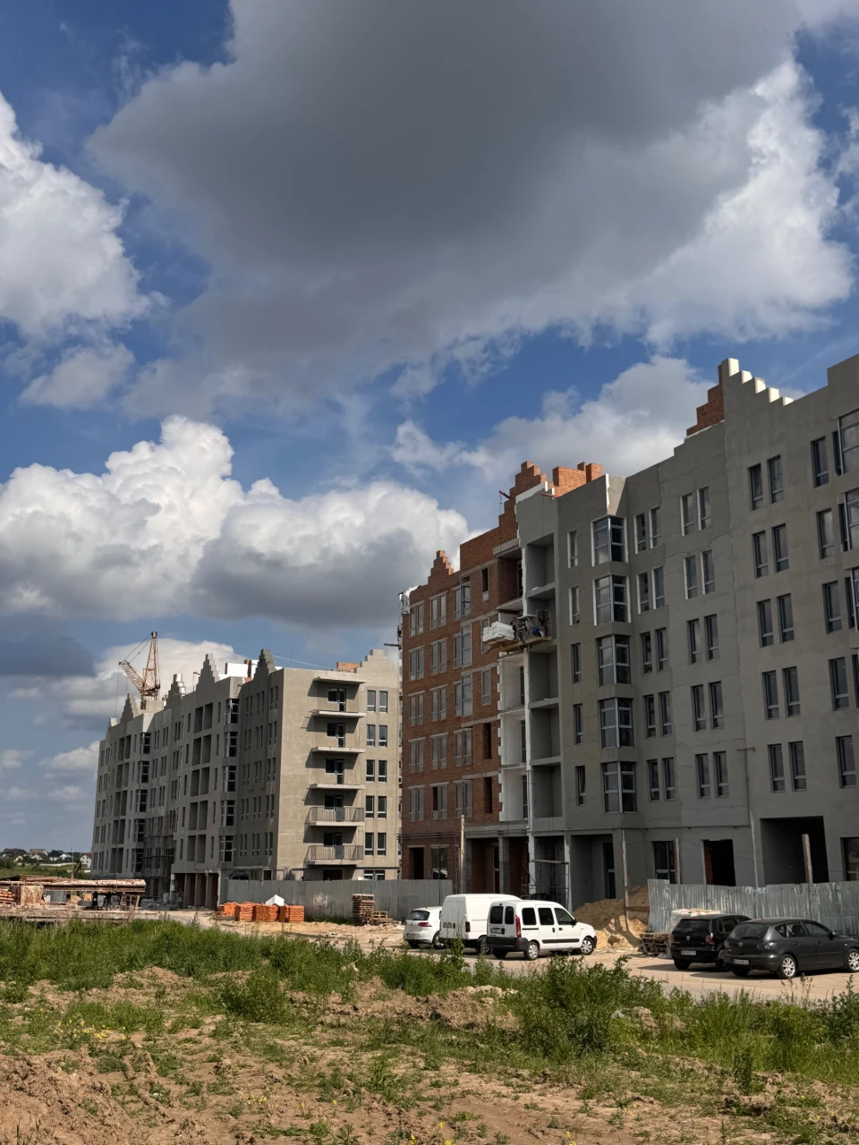Sale of a 2-bedroom apartment on Happy Street