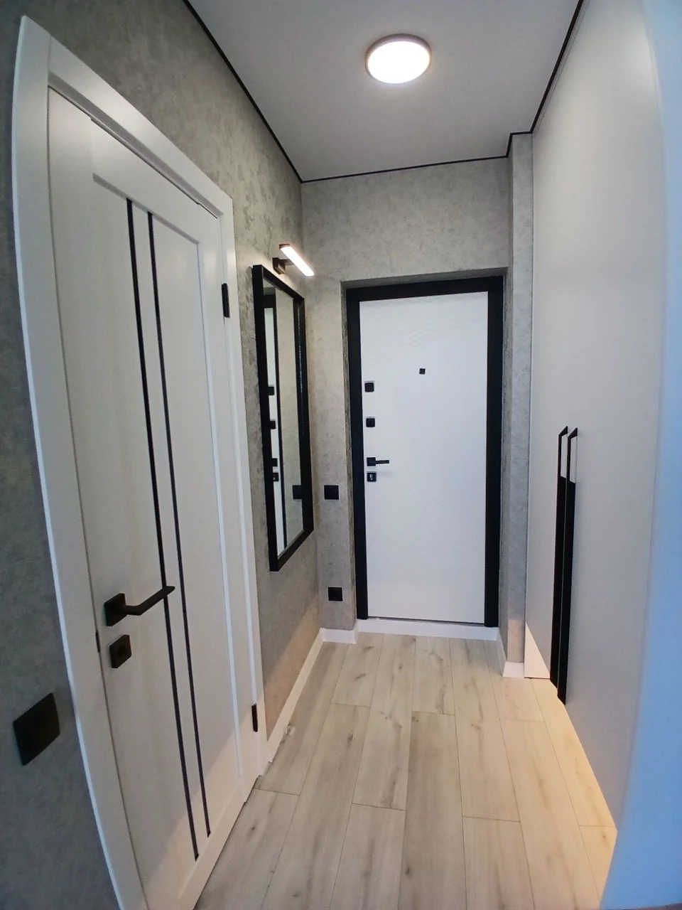 2-room apartment with new renovation in a new building! Center, closed courtyard,