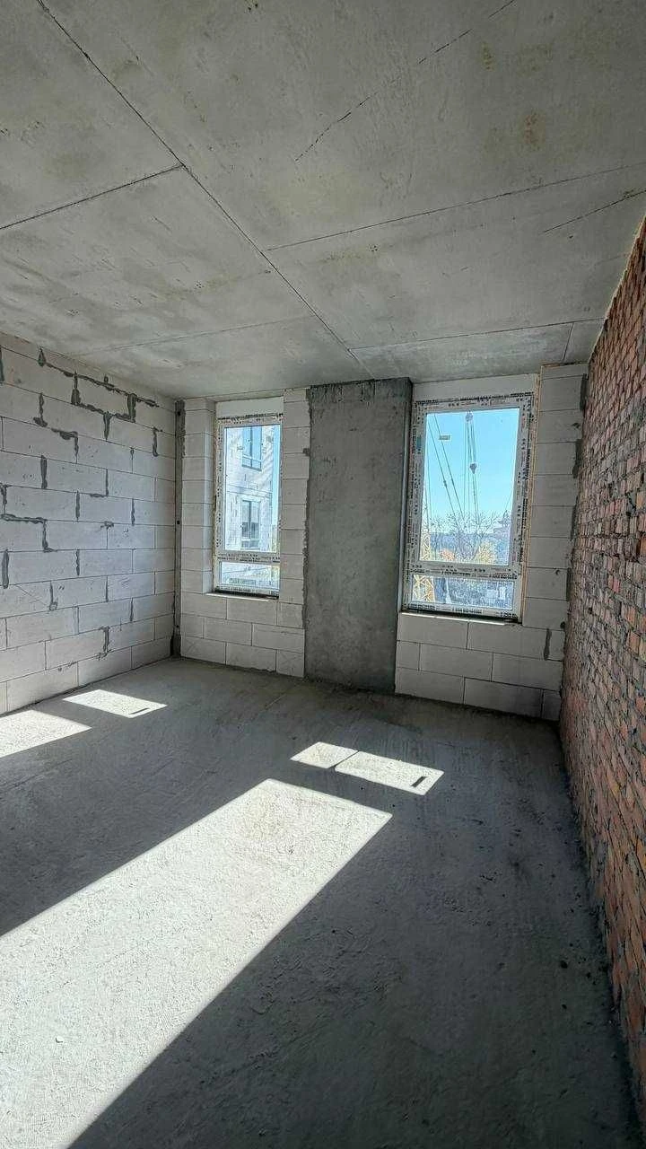 Sale of 1-room apartment on Stryska Street, near the Tax Office. No commission.