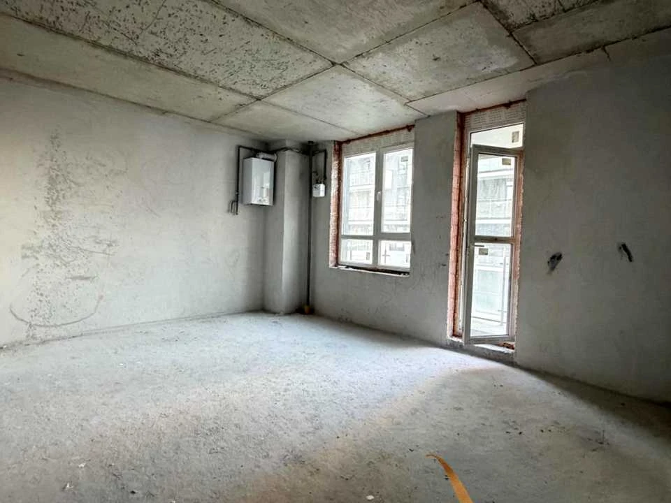 Apartment. Topolna Street, Lviv