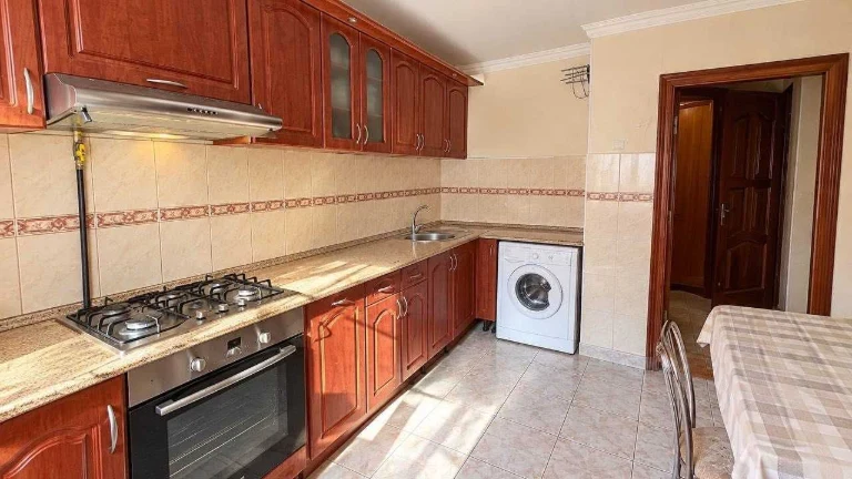 Продам 2 кімн кв проспект Науки ,86 метро «Деміівcька», "Либ