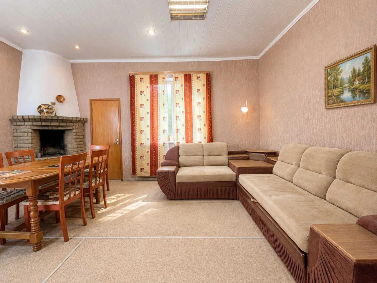 For Sale: House in Kholodnoye Gory