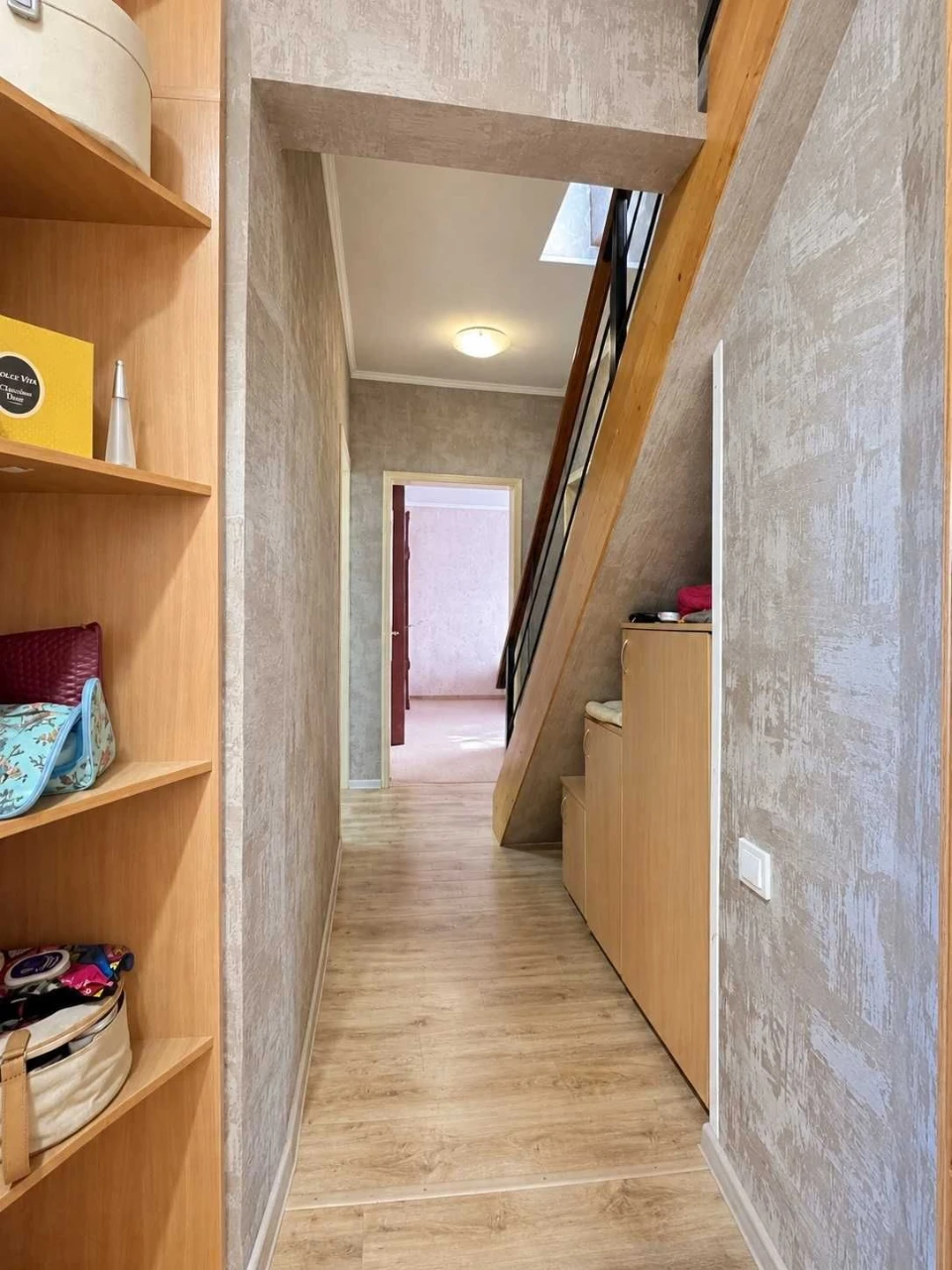 For Sale: House in Kholodnoye Gory