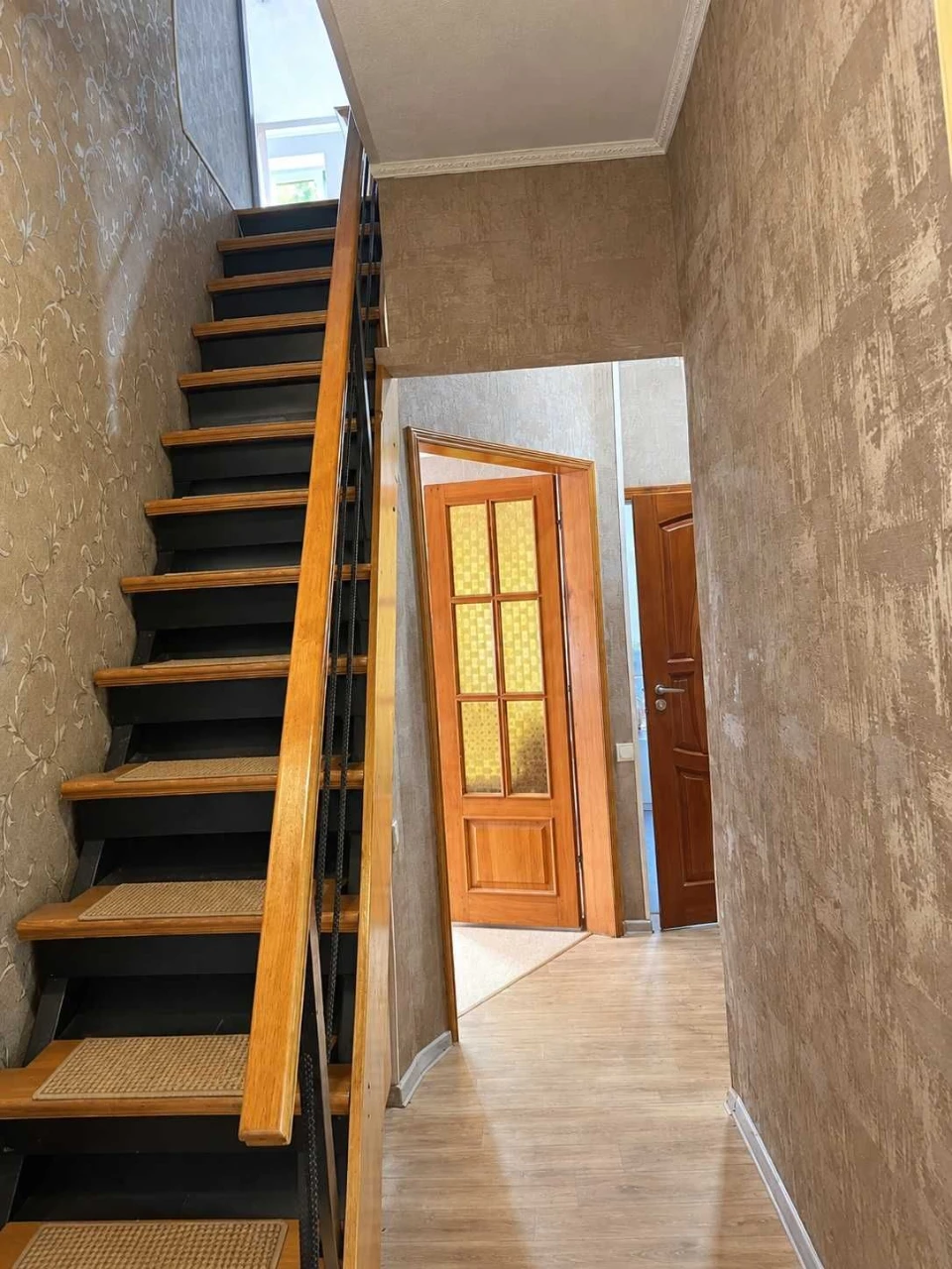 For Sale: House in Kholodnoye Gory