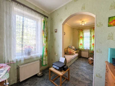 For Sale: House in Kholodnoye Gory