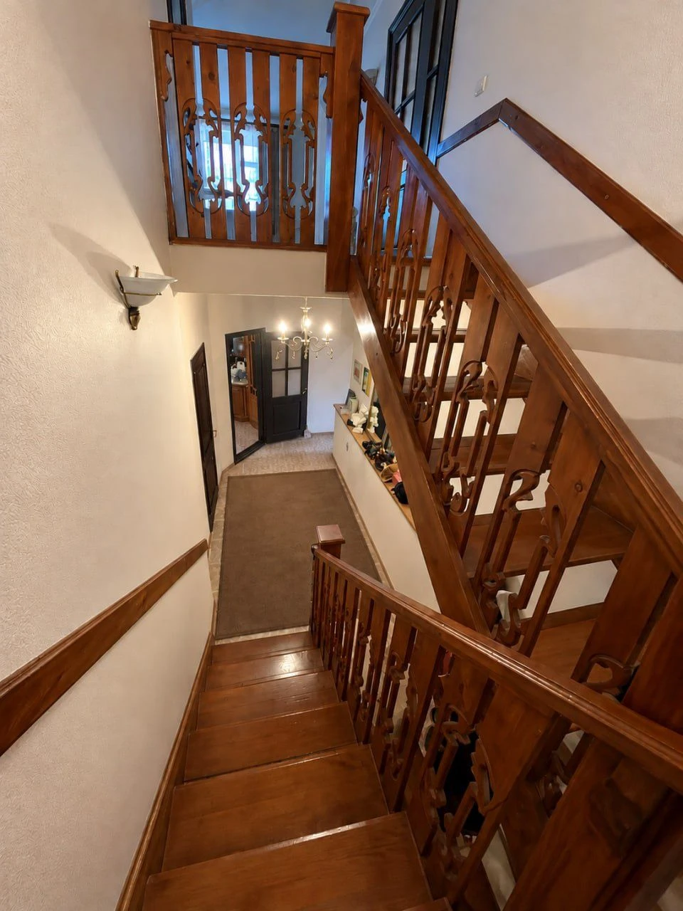2-Story House for Sale – Owner