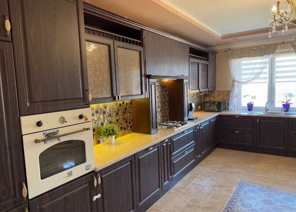 Spacious 3-bedroom apartment for sale