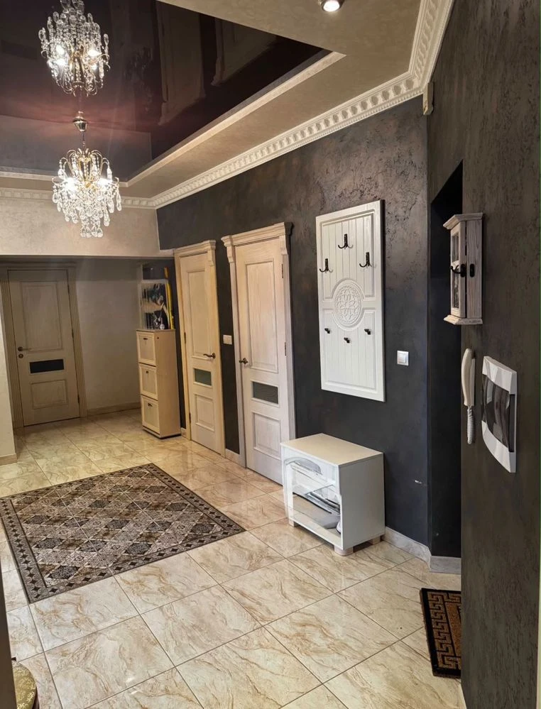 Spacious 3-bedroom apartment for sale