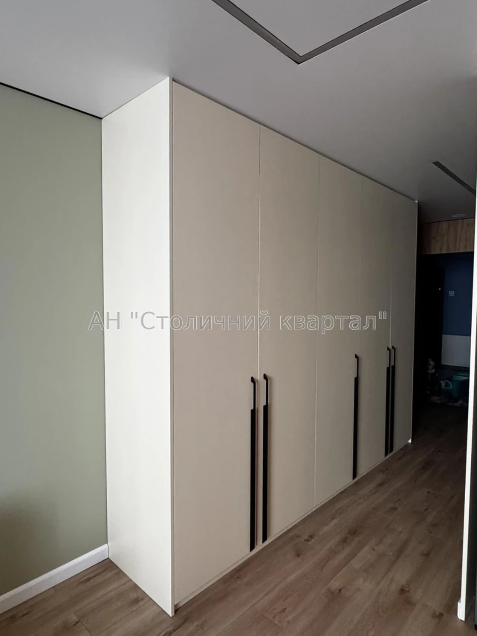 Sale of a 1-bedroom apartment in the "Lebediny Guest House" residential complex, near Kharkiv metro station.