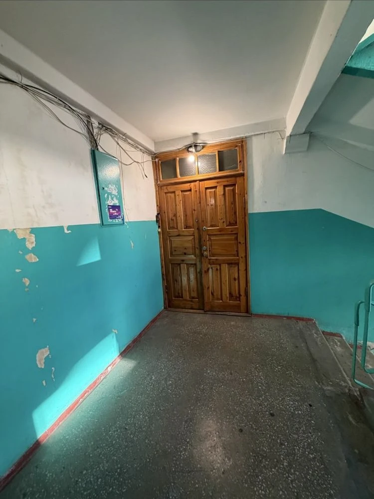 продаж квартири подільській район