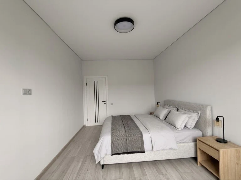 Продажа углового таунхауса в городе! Площа — 70 м²