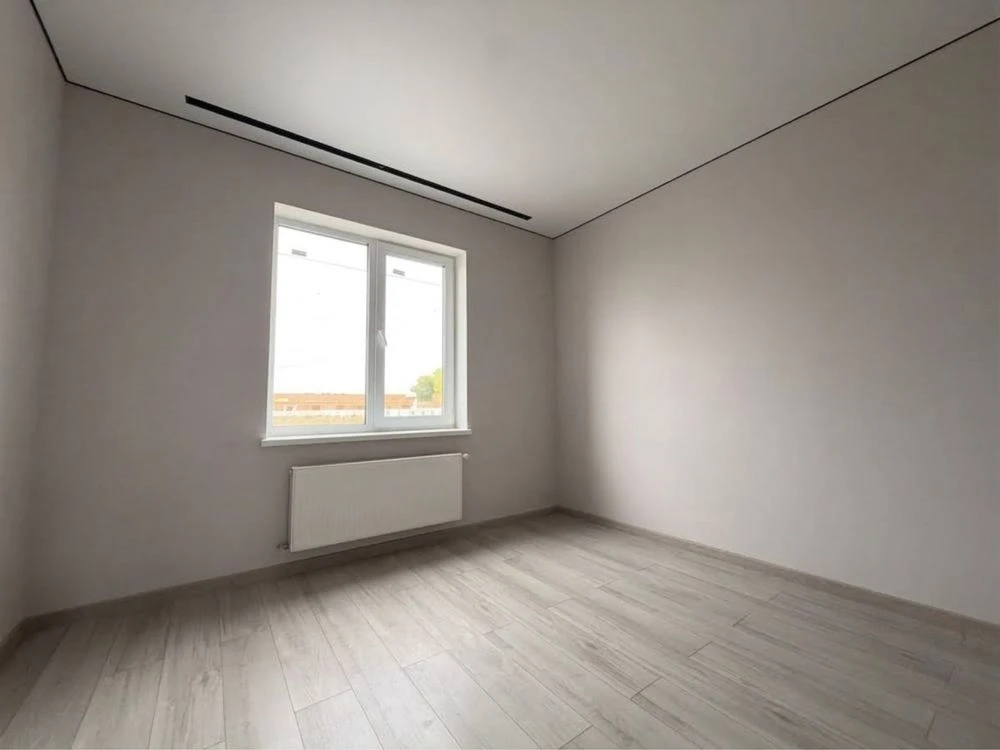 Продажа углового таунхауса в городе! Площа — 70 м²